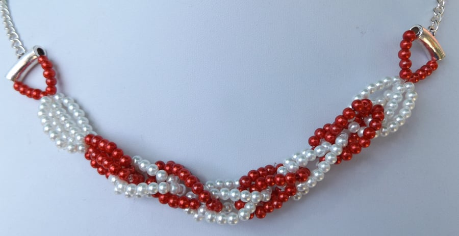 Red and White glass pearl silver plated necklace