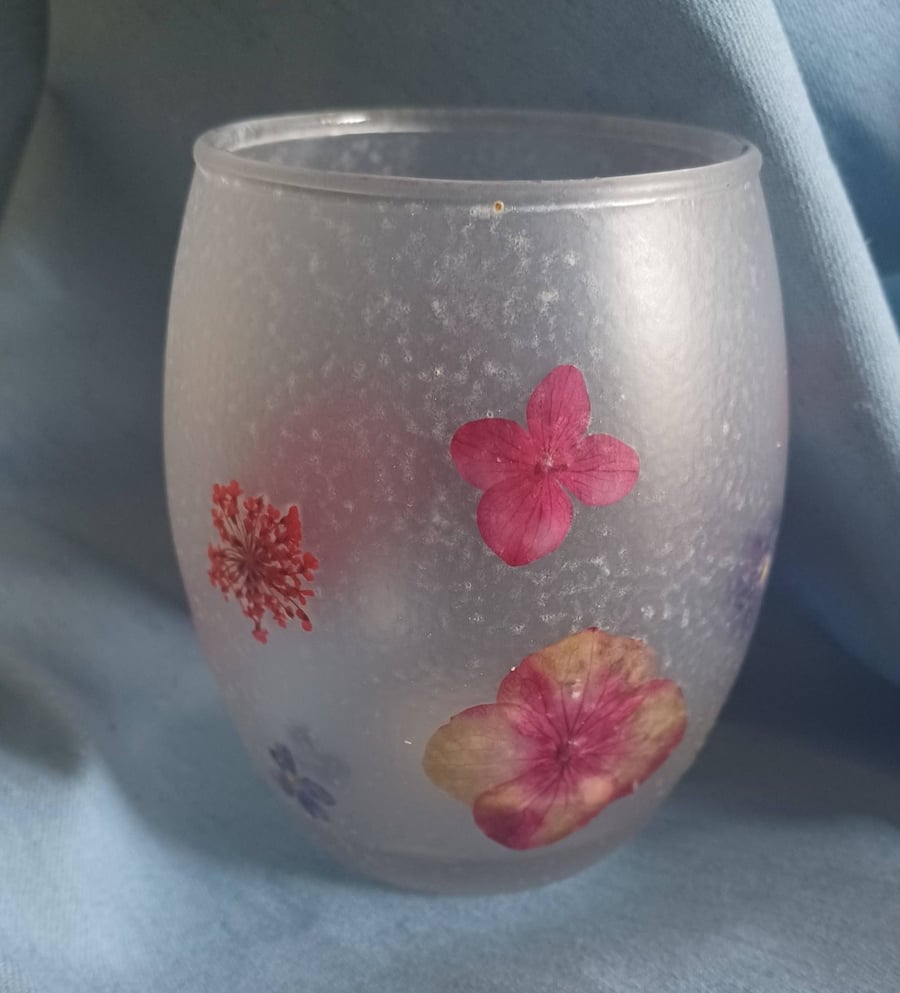 Tealight Candle Holder with Dried Pressed Flowers