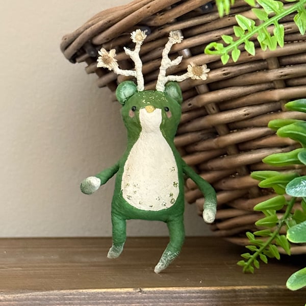 Spun Cotton Light Green Woodland Spirit Bear