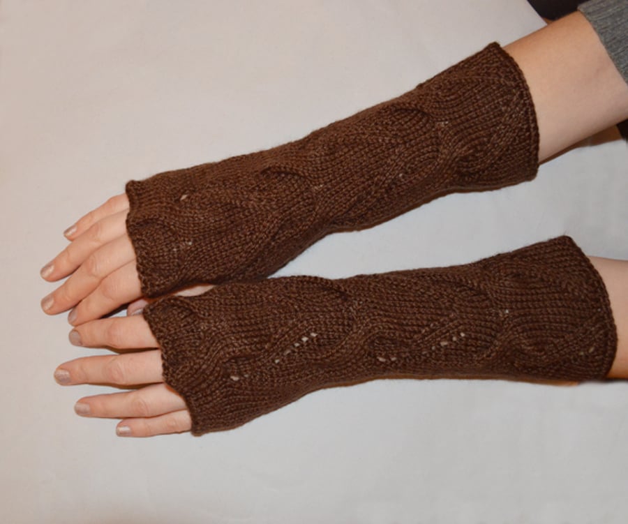 Handmade wool acrylic wristwarmers fingerless driving gloves fancy pattern brown