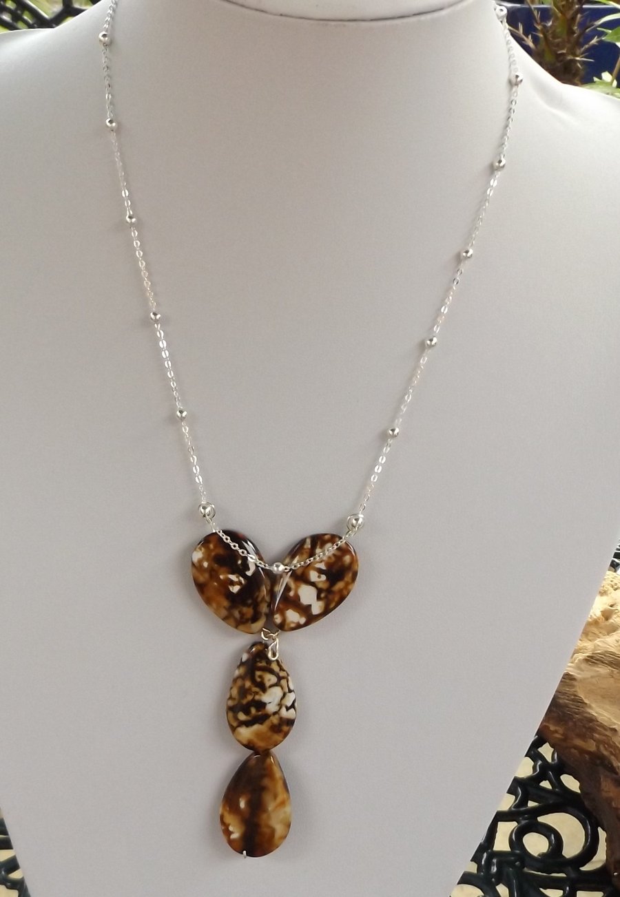 Cappuccinno agate necklace with silver plated chain 18"
