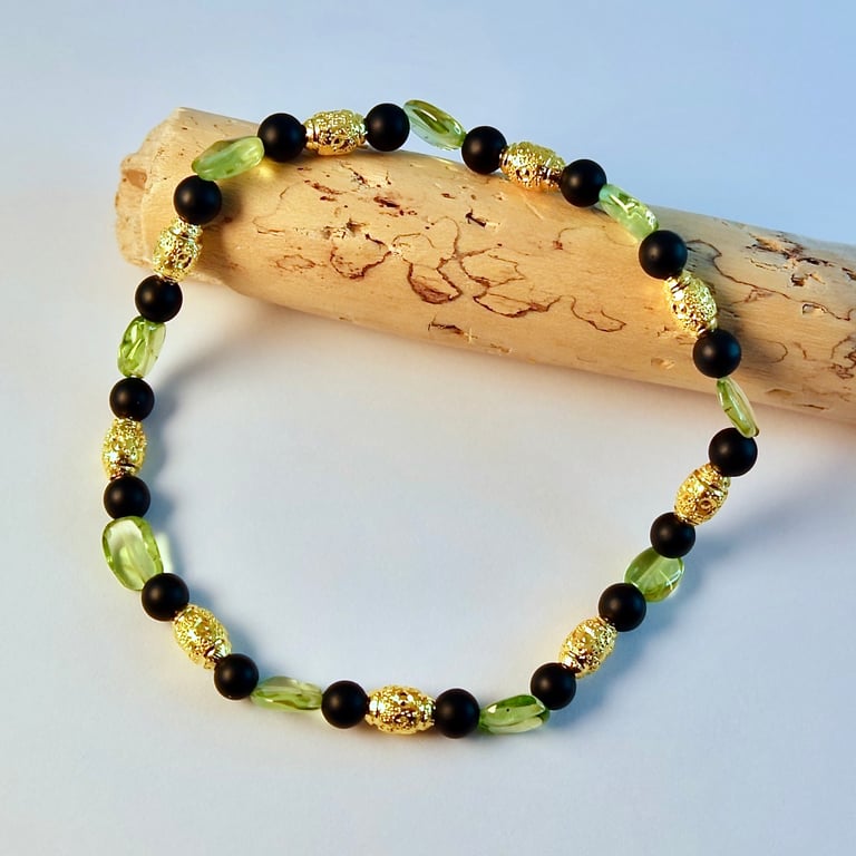 Peridot & Black Onyx Bracelet - August Birthday, Leo, Anniversary, Gifts For Her