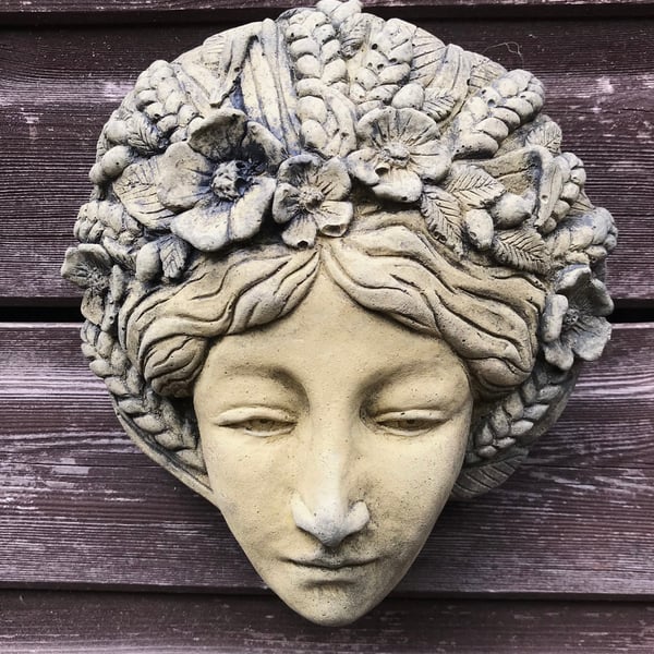 Harvest Goddess Green Lady Plaque plus Free Pocket Green Man