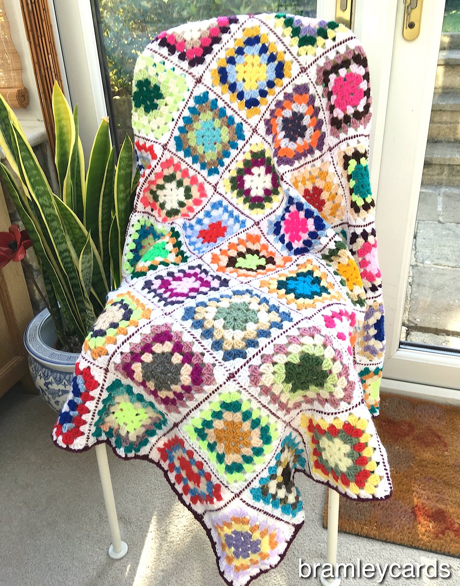 White Mixed Acrylic Stargazer Granny Squares Blanket