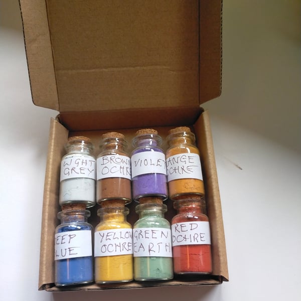 Natural Earth Pigment sets for Artists and Creators