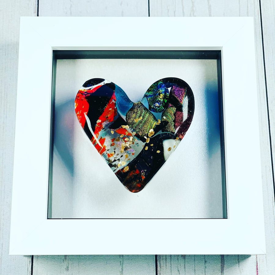 Stunning dichroic cast glass heart picture