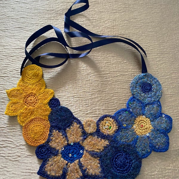 Crocheted Neckpiece 