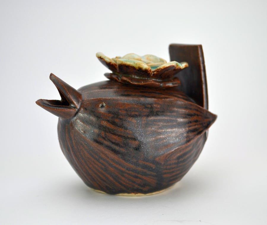Ceramic wren teapot, pourer