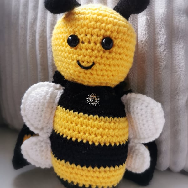 Crocheted Summer Queen Bee