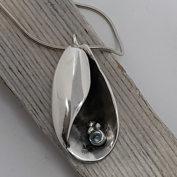 Canoe Shell Pendant "One of a kind" with Blue Topaz