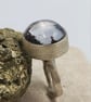 Elegant Quartz Cabochon Silver Ring - Image 3