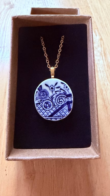Upcycled bone china necklace blue willow pattern