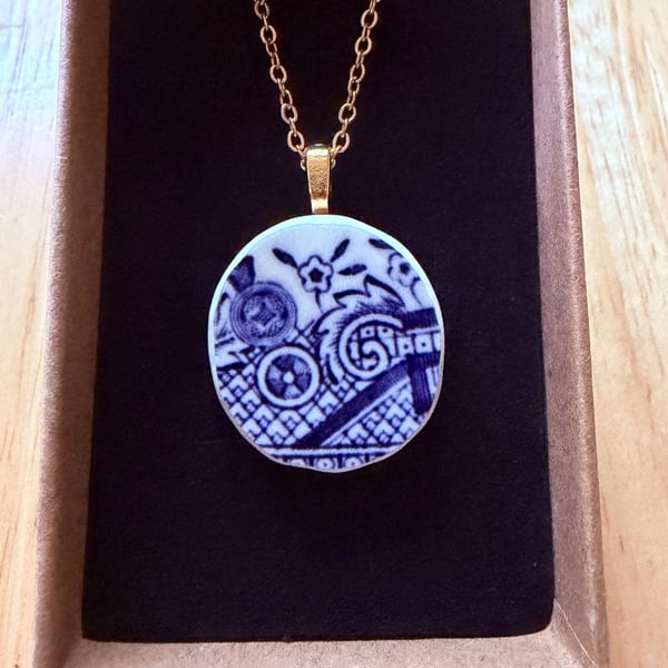 Upcycled bone china necklace blue willow pattern