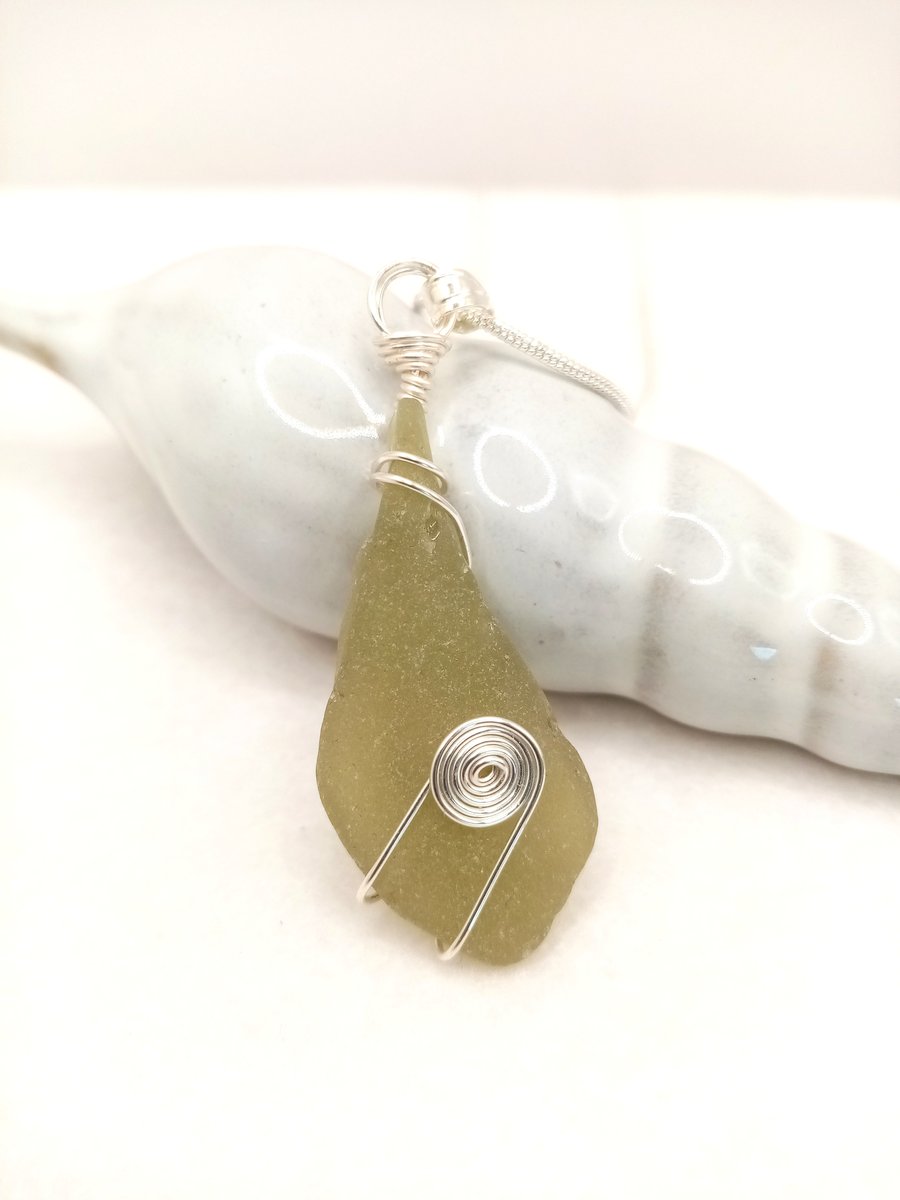 Wire Wrapped Sea Glass Necklace 