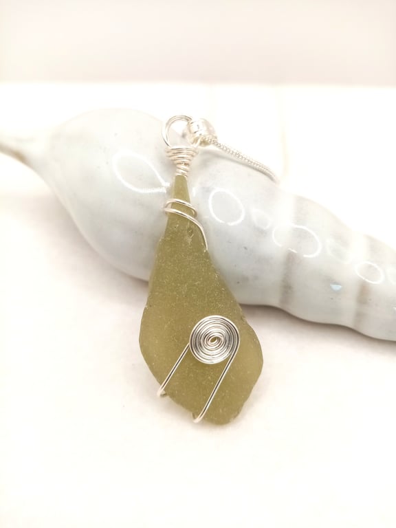 Wire Wrapped Sea Glass Necklace 