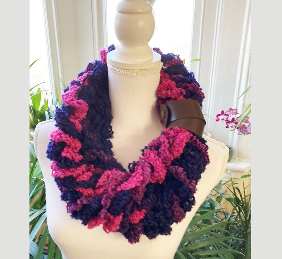 Crochet fuchsia-navy blue ombre shawl-neck wrap with faux leather strap
