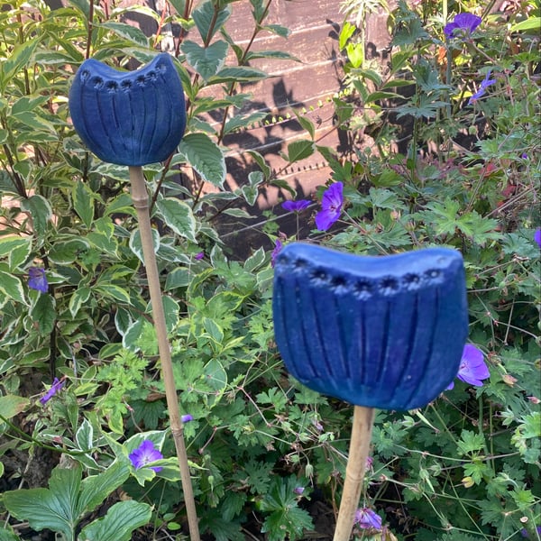 Garden cane toppers