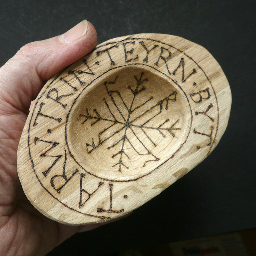 Welsh Oak Spell Bowl: 'Power For Success'