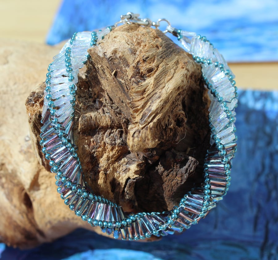 Pink blue and white bugle beaded bracelet with silver plated toggle clasp