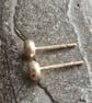 9ct gold pebble stud earrings, Spiral pattern - Image 5