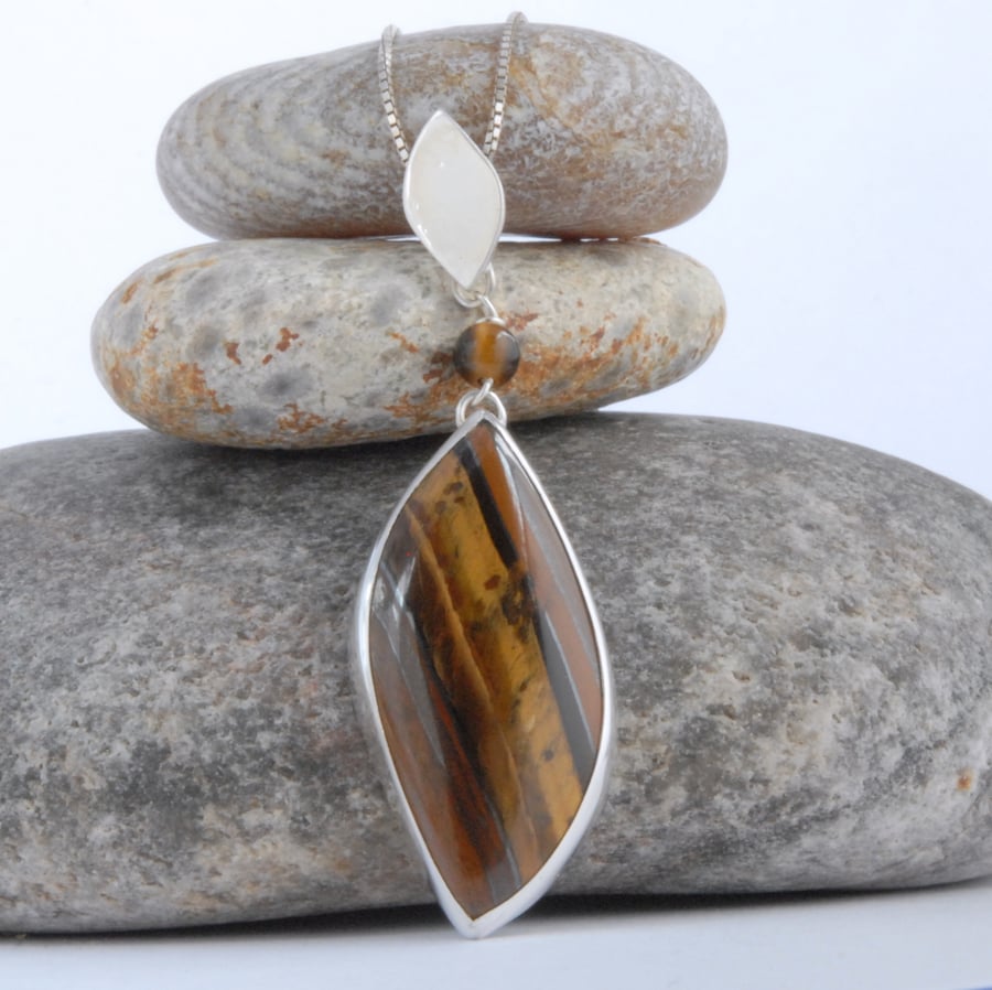 Sterling silver and Golden Tiger's Eye Pendant