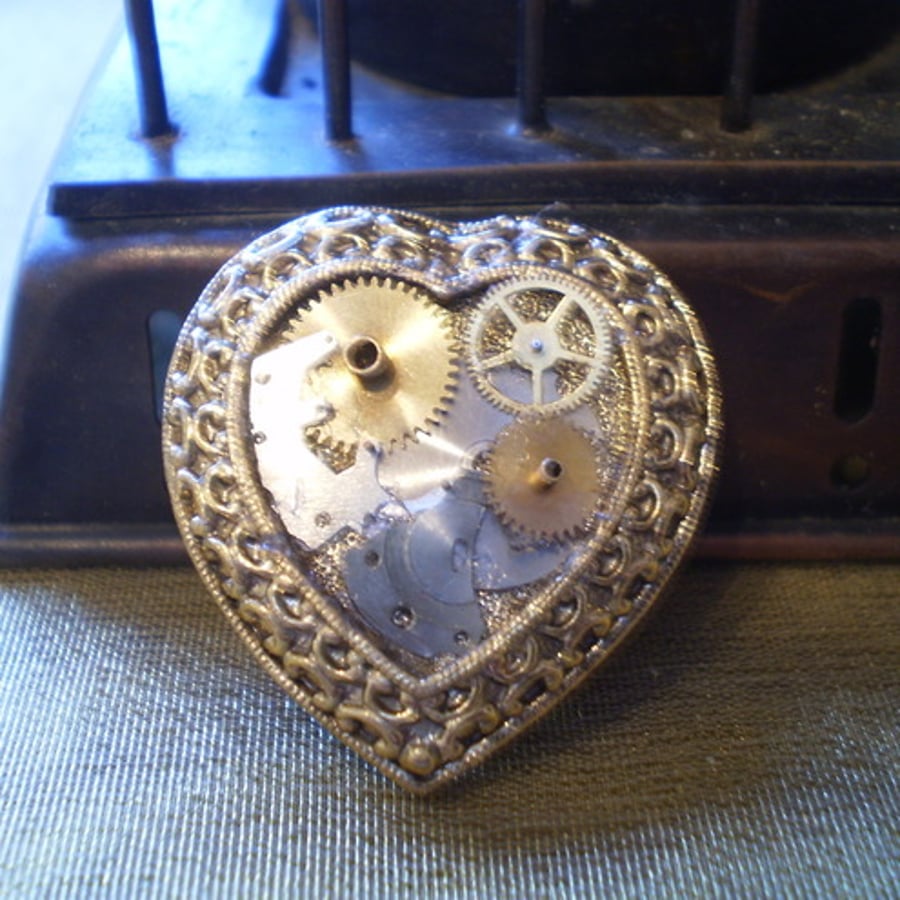 Steampunk Vintage Heart Watch Part Brooch