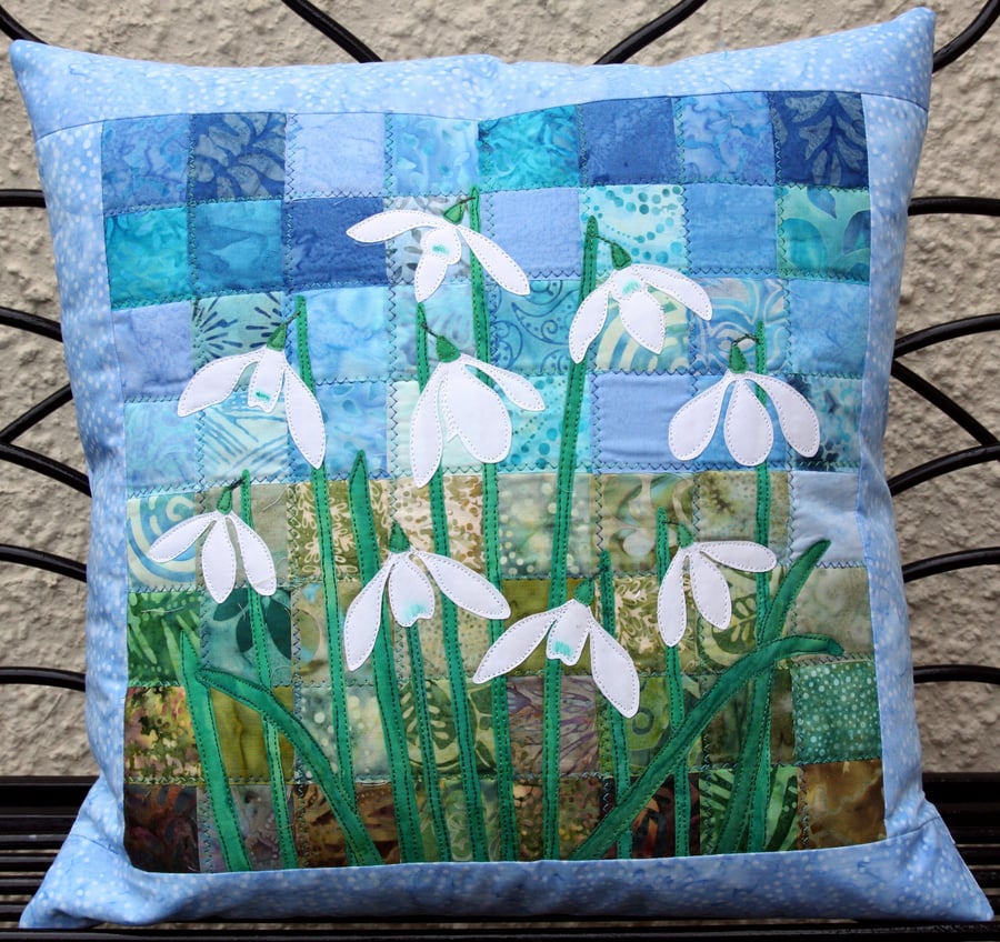 Snowdrop Cushion Kit 