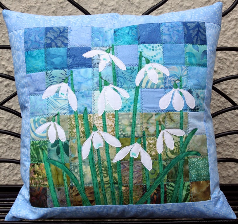 Snowdrop Cushion Kit 