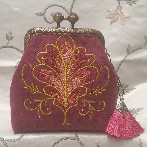 The Gilded Mirage Oak Leaf Coin Purse