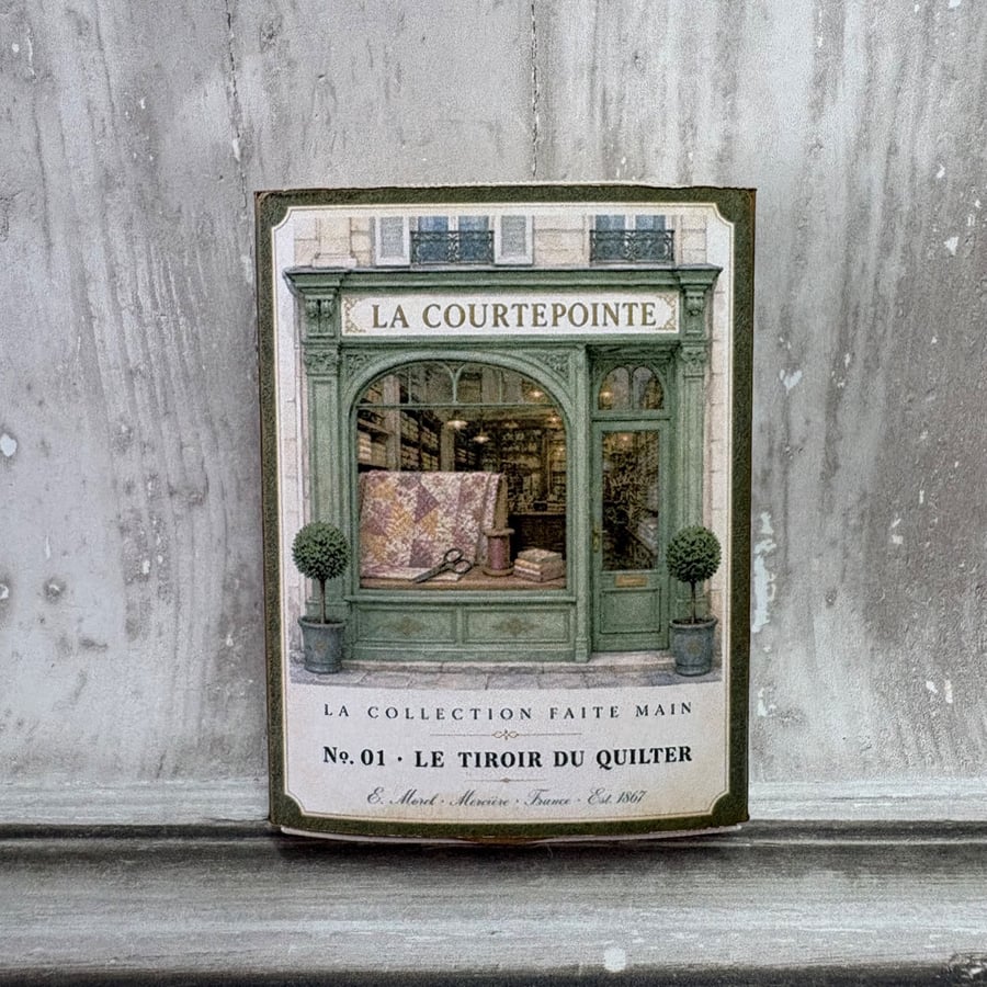Quilting Shop Matchbox & Ephemera - La Courtepointe - M 0004