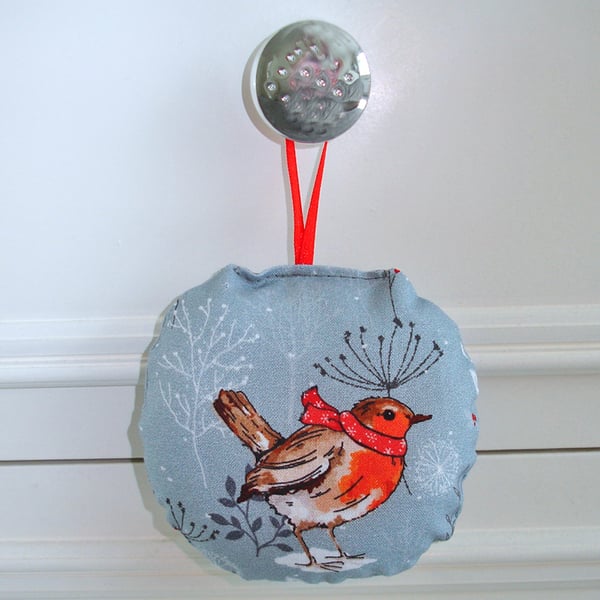 Robin Christmas Tree Bauble Decoration Hanging Robins