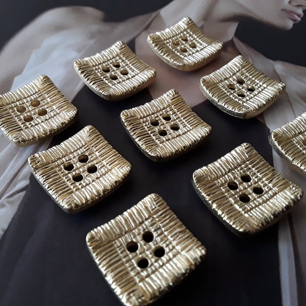 25mm 1" and 19mm 3 4' Matt Gold Square Buttons
