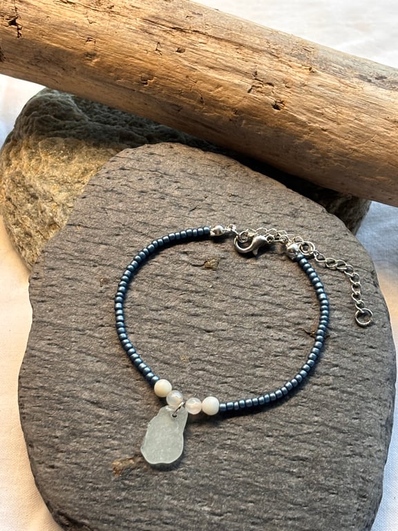 Bracelet -Seaglass, seed beads, agate and Amazonite