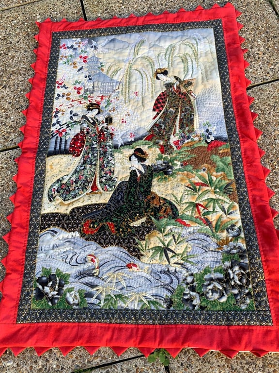 Oriental Beauties  Hand Quilted Wall Hanging Geisha Girls