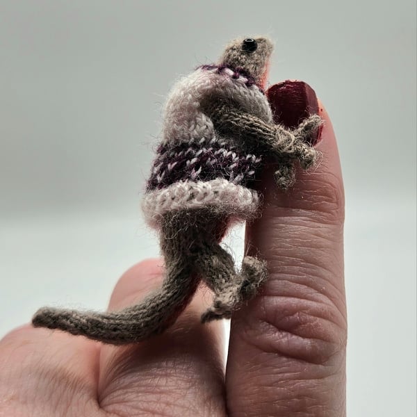 Miniature Fully Poseable Newt