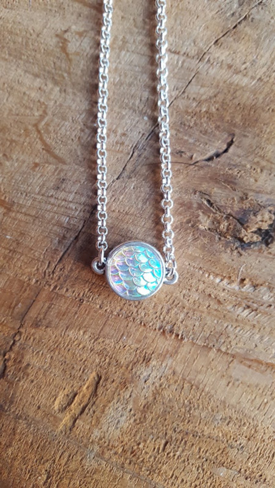 Handmade holographic mermaid scale cabochon choker necklace