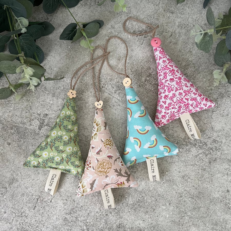 Hanging Decoration in Various Fabric Designs, Door Hanger, New Home Gift