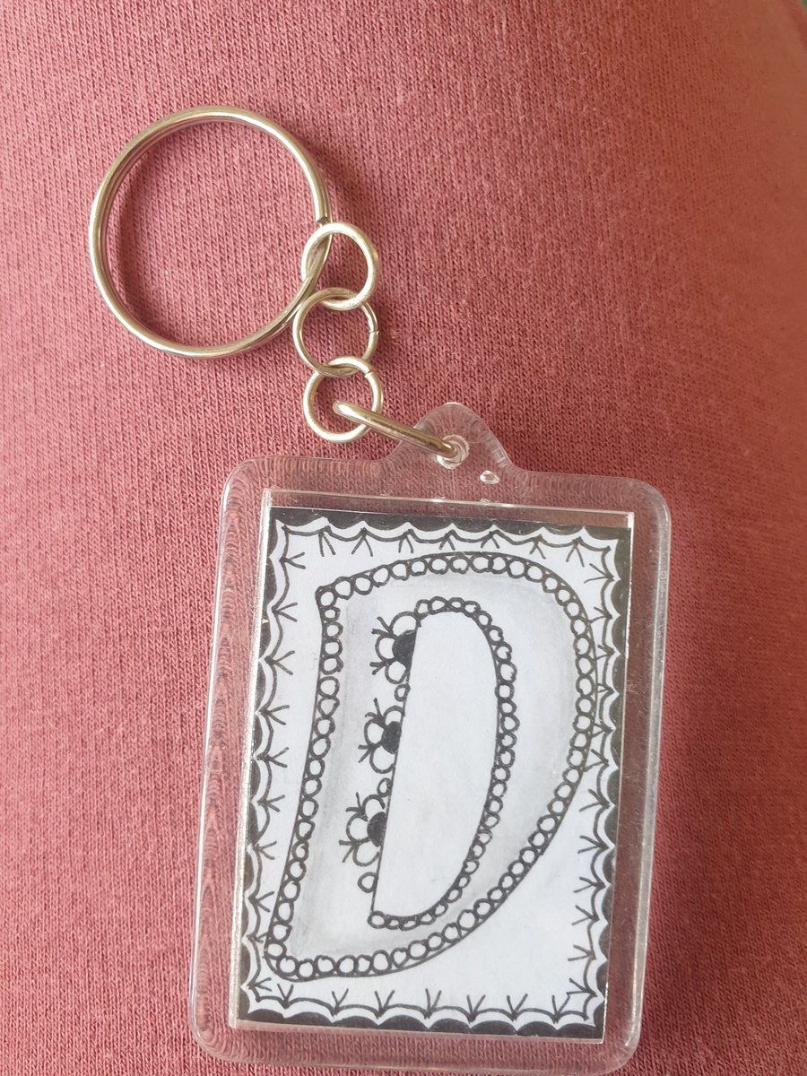 Hand drawn initial "D" keyring.