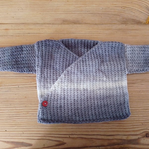 baby kimono style cardigan aged 6-9 months