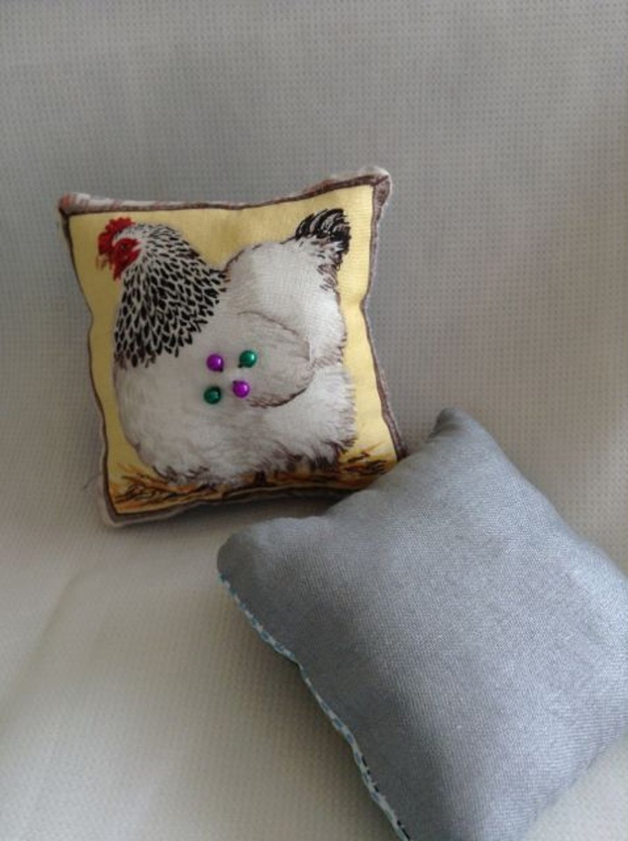 Chicken patterned pin cushion