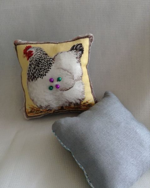 Chicken patterned pin cushion