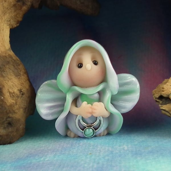 Winter Flurrier Gnome 'Bea' Season's Herald OOA... - Folksy