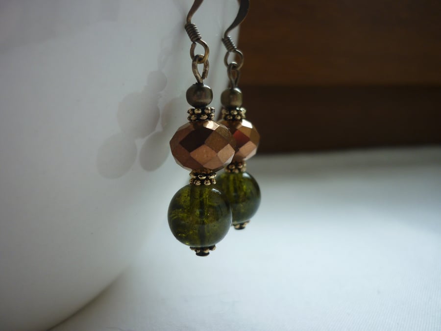 DARK OLIVE GREEN AND BRONZE EARRINGS.  738