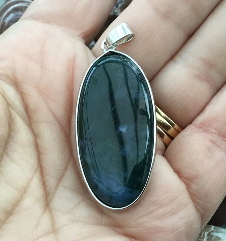 Lovely Moss Agate Bezel Set Gemstone Pendant! 
