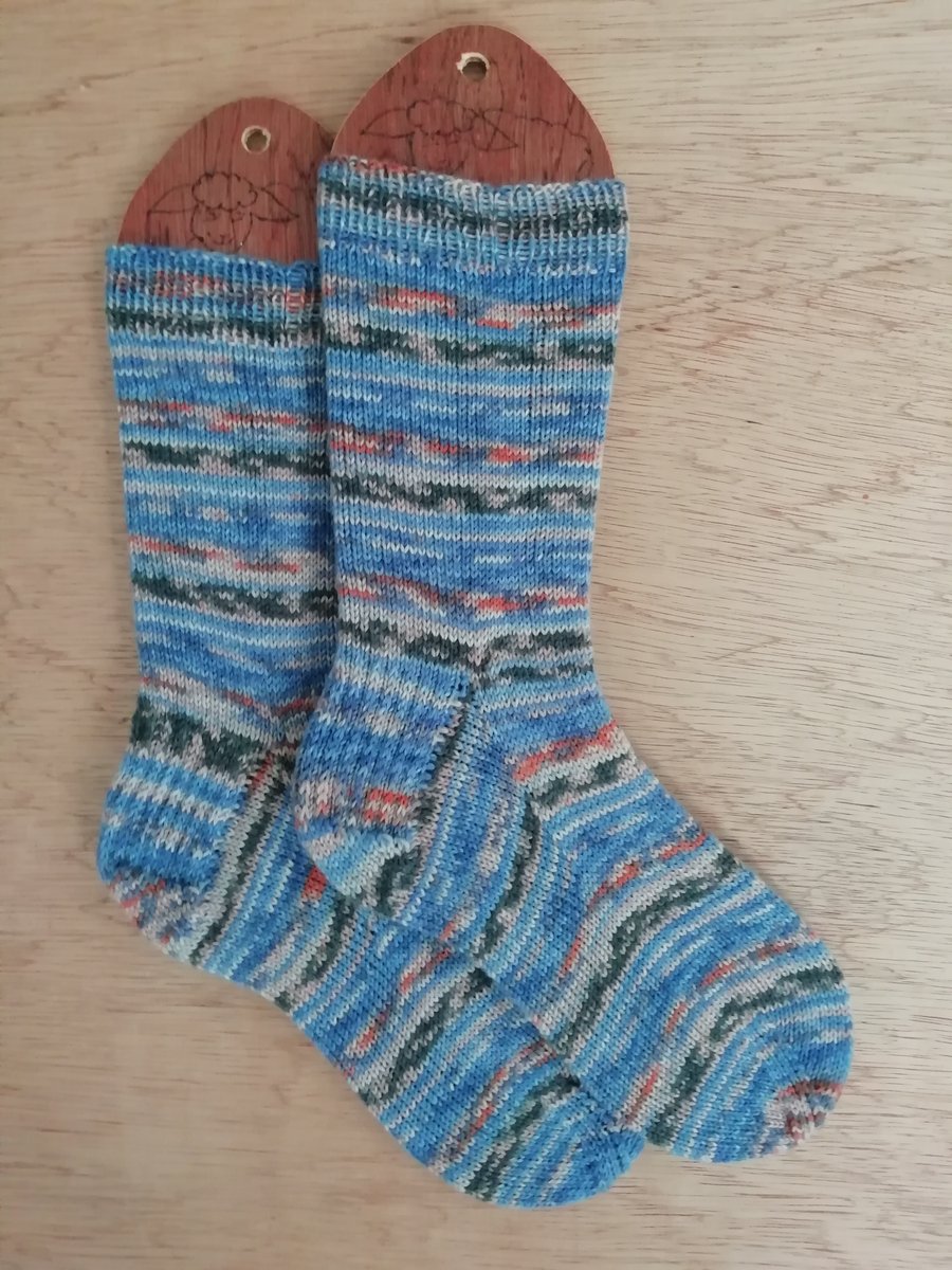 Socks, hand knitted, Van Gogh,THE STARRY NIGHT, adult MEDIUM size 5-6 