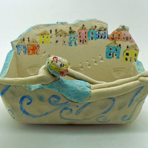 Bathing Belle for keys or bathroom