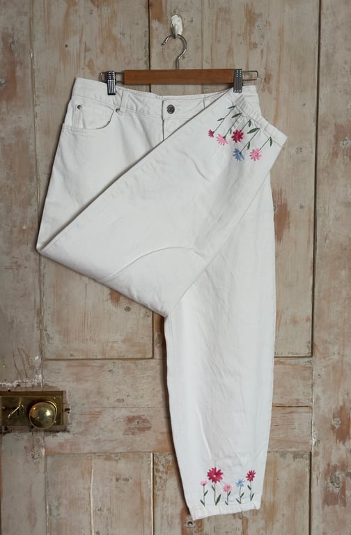‘Say hello to the daisies’ Embroidered Upcycled white Barrel leg Jeans