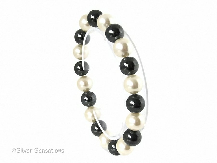 Glossy Hematite & Ivory Cream Shell Pearl Beaded Stretch Bracelet 