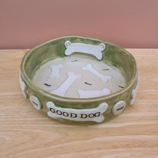 Dog food bowl with bones - Made to order large pet dish personalised  6t