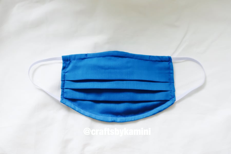 Washable face covering with nose wire and filter pocket (postage included)